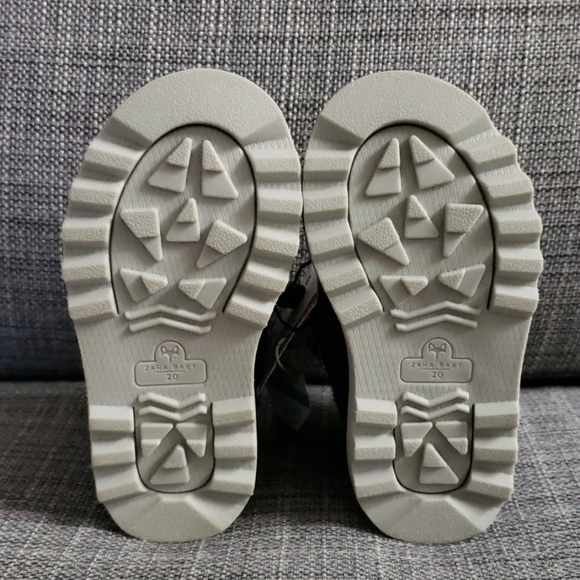 Zara Toddler High Top Boots - Picture 6 of 8